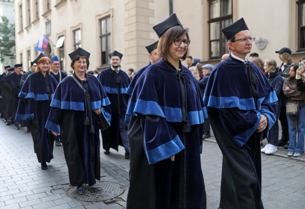 Orszak profesorski Wydziału Polonistyki